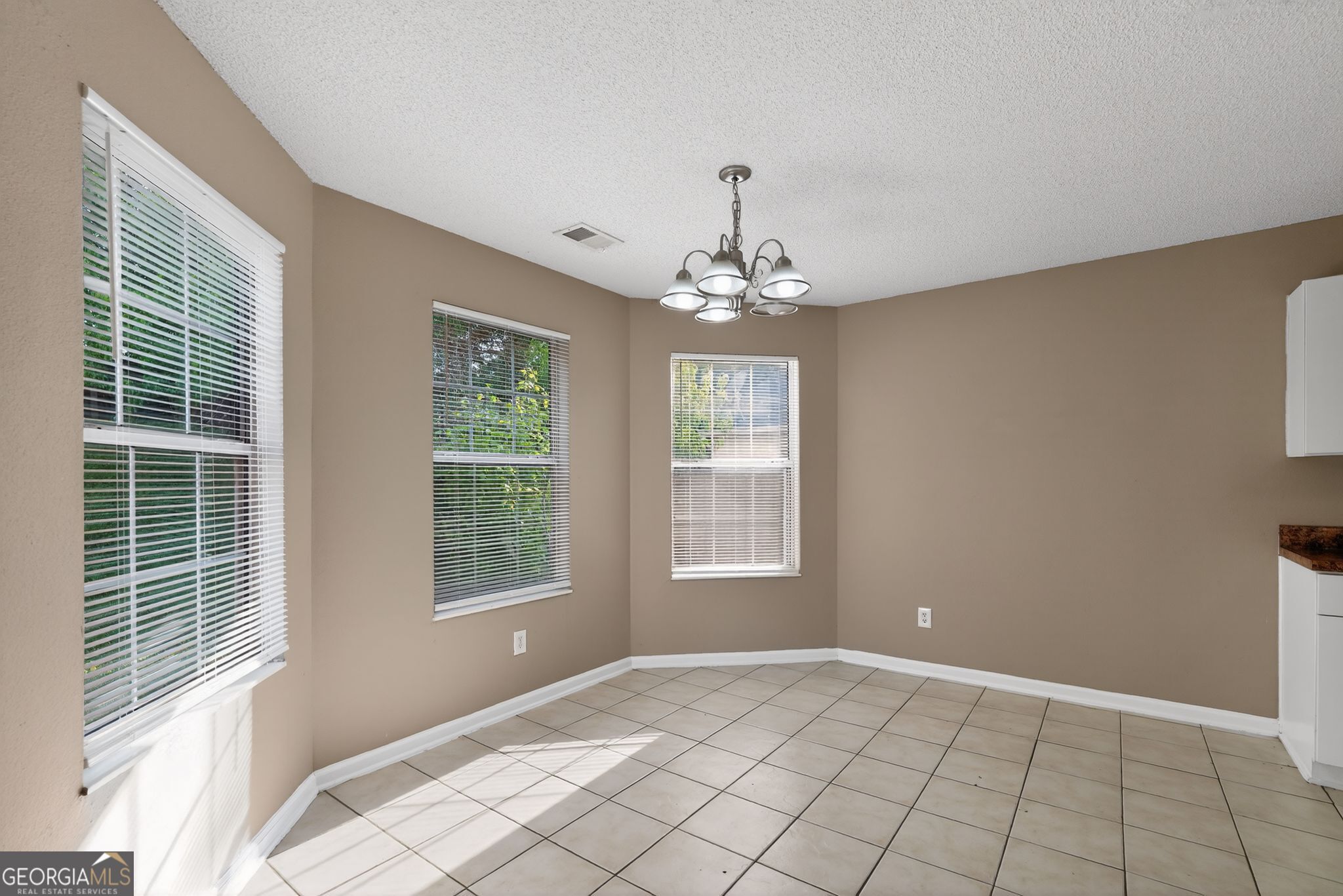 6343 Klondike River Road Lithonia GA 30038