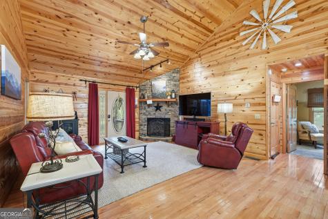 460 Pasha Drive Ellijay GA 30540