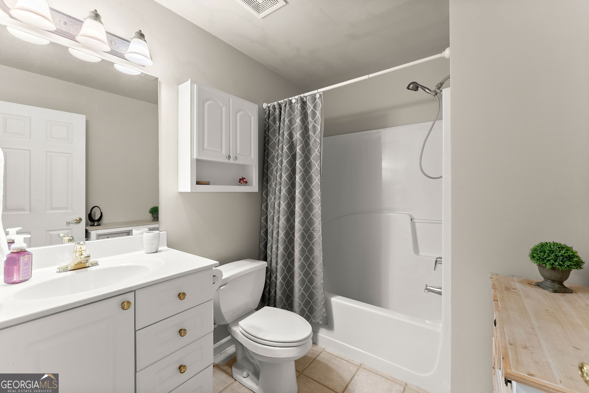 935 Golf View Court Dacula GA 30019