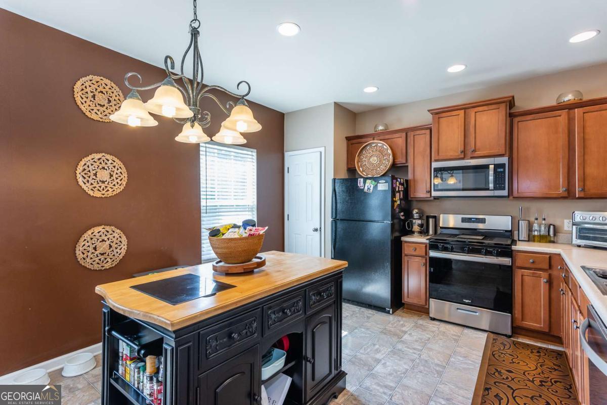 2799 Keystone Avenue Lithonia GA 30058