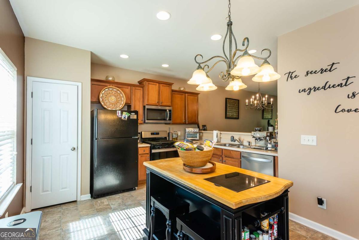 2799 Keystone Avenue Lithonia GA 30058