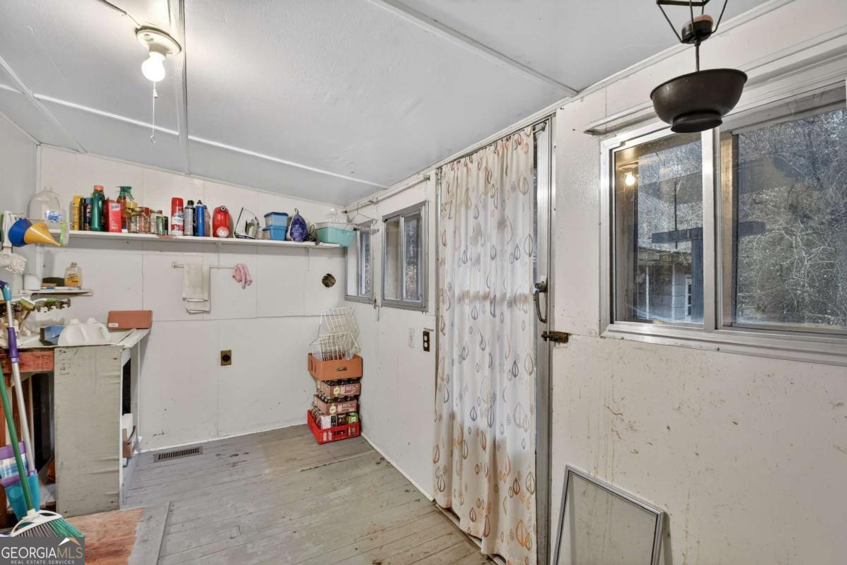 6 Old Aska Curve Blue Ridge GA 30513