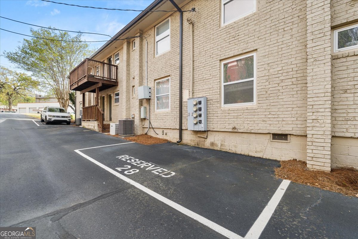 2023 Oakview Road SE Atlanta GA 30317