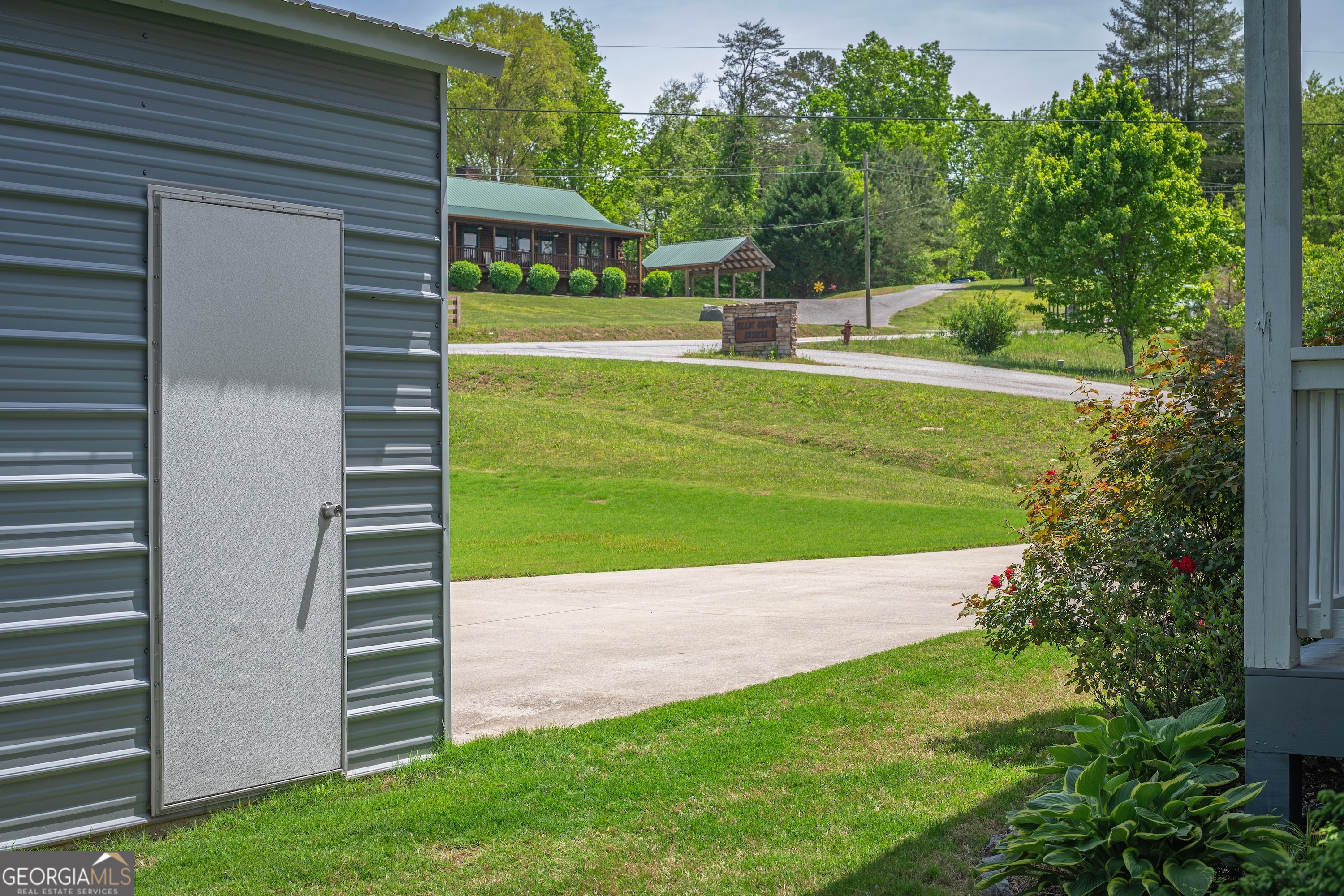 18 Shady Grove Lane Blue Ridge GA 30513