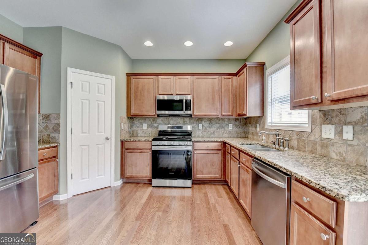 2712 Beynon Lane Suwanee GA 30024