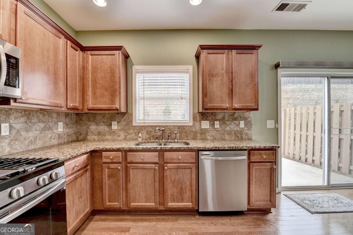 2712 Beynon Lane Suwanee GA 30024