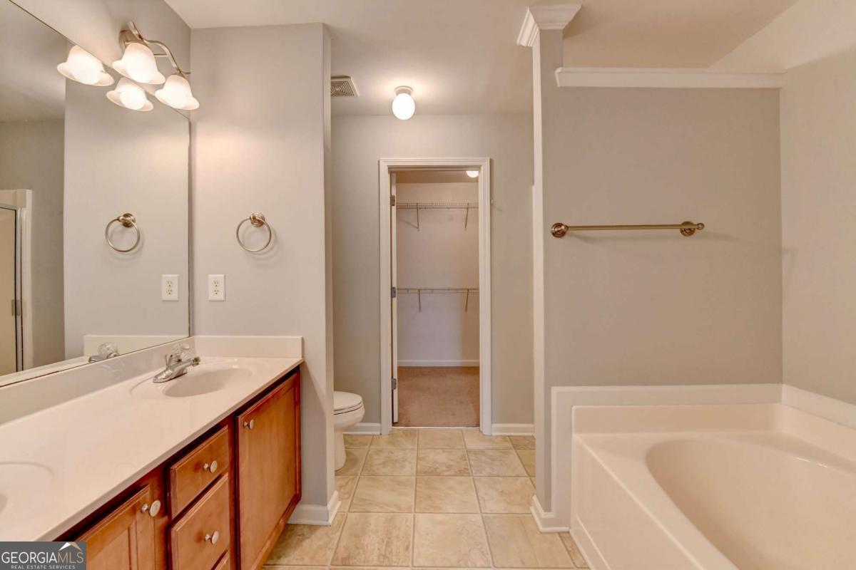 2712 Beynon Lane Suwanee GA 30024