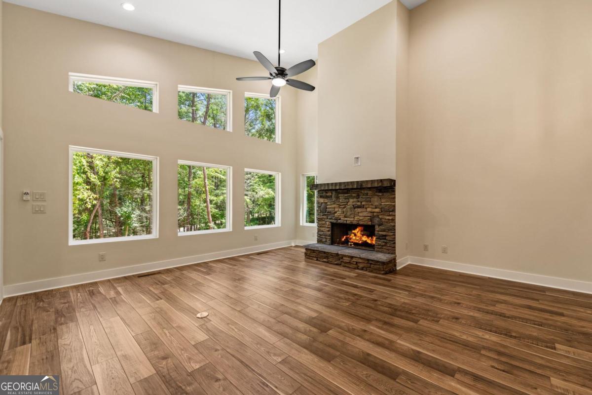 1043 Sunset Road Epworth GA 30541