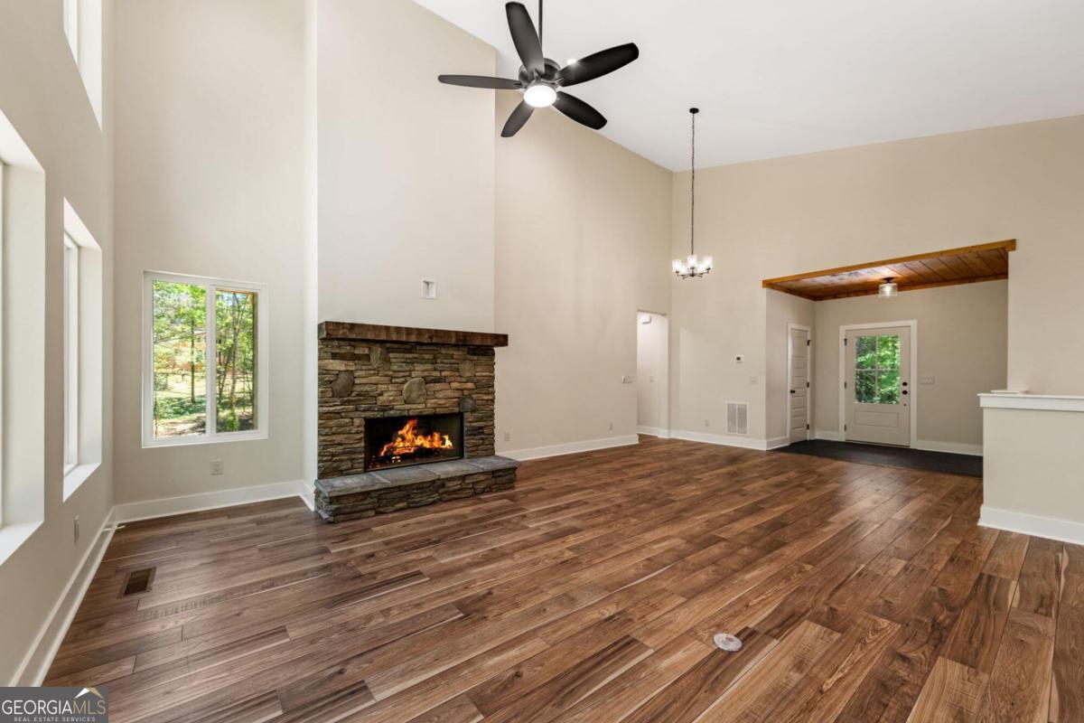 1043 Sunset Road Epworth GA 30541