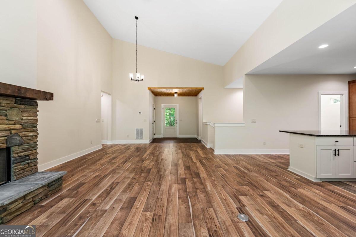 1043 Sunset Road Epworth GA 30541