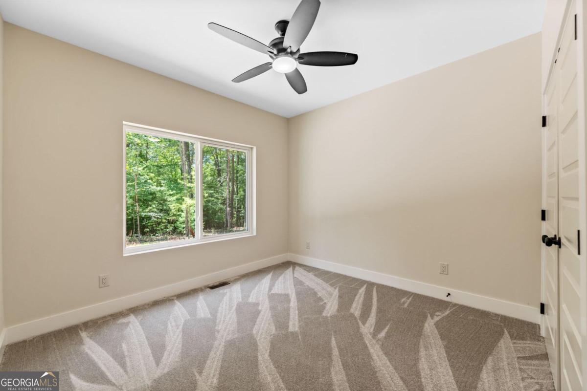 1043 Sunset Road Epworth GA 30541