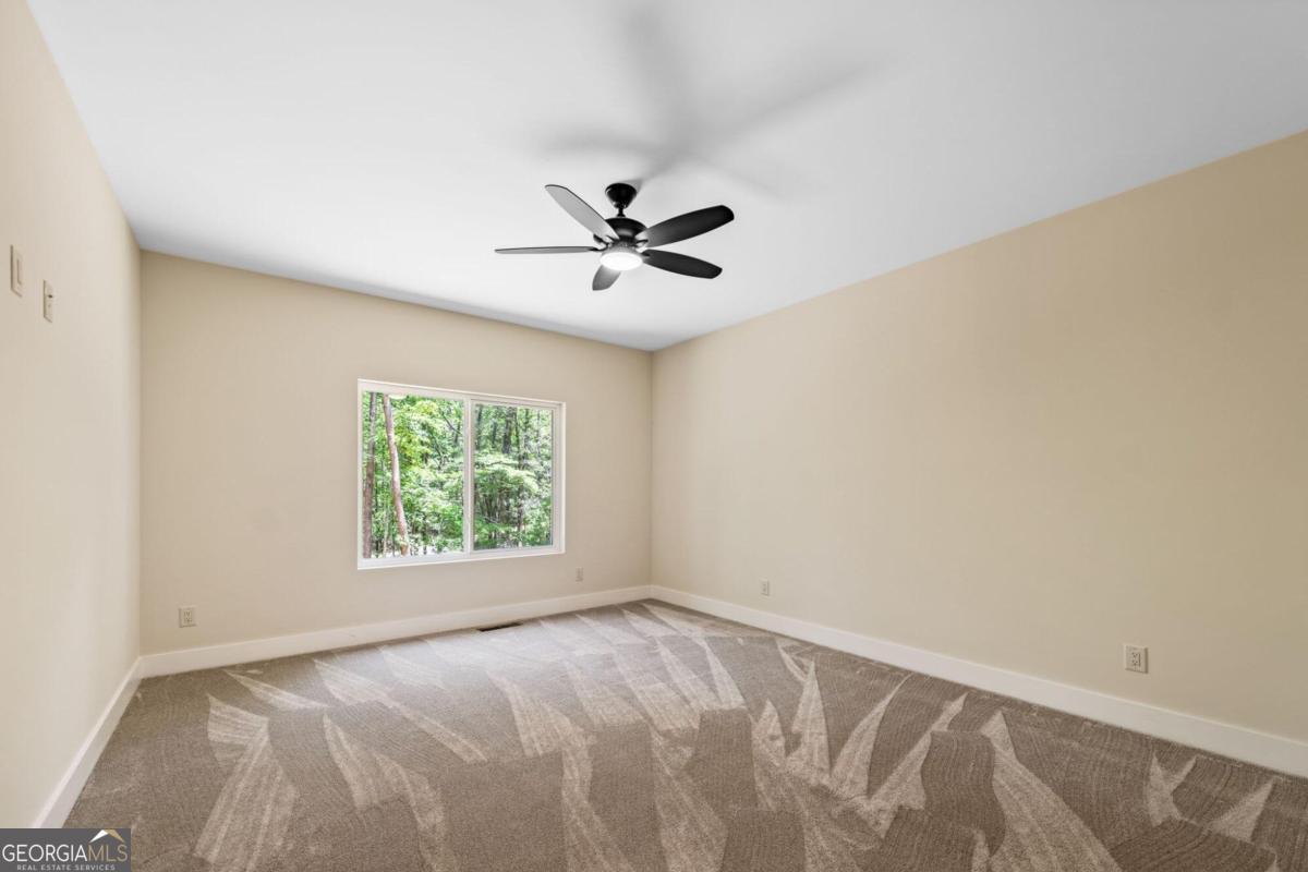1043 Sunset Road Epworth GA 30541