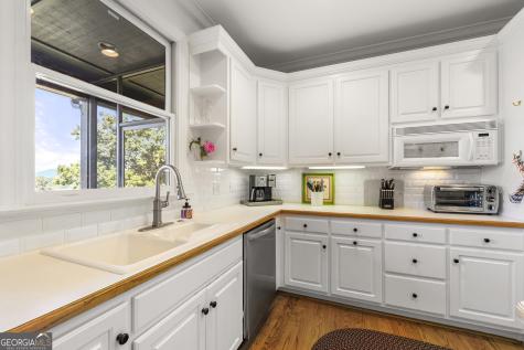 2653 Ben T Huiet Highway Clarkesville GA 30523