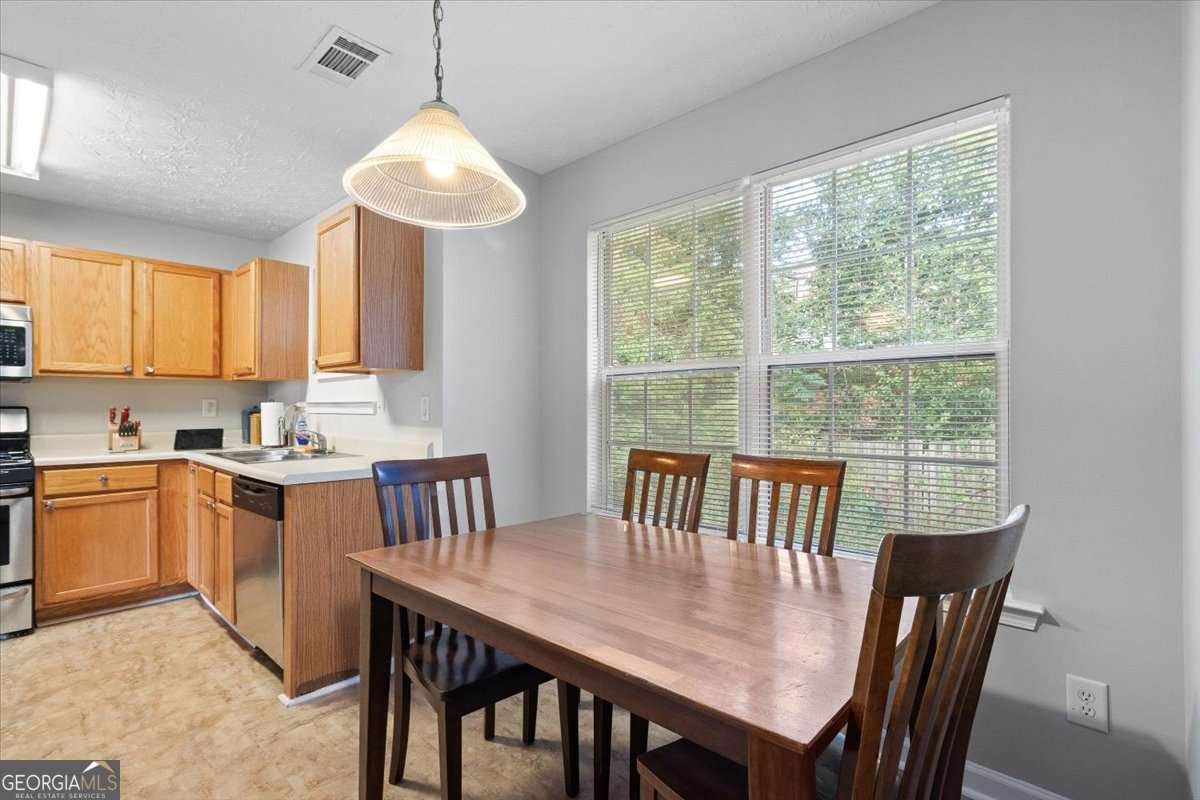 2628 Essex Court Conyers GA 30013