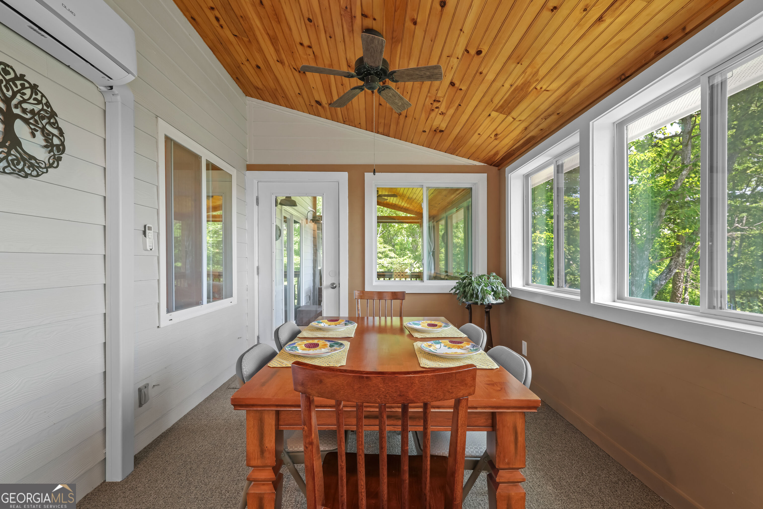 557 Walnut Grove Lane Tiger GA 30576