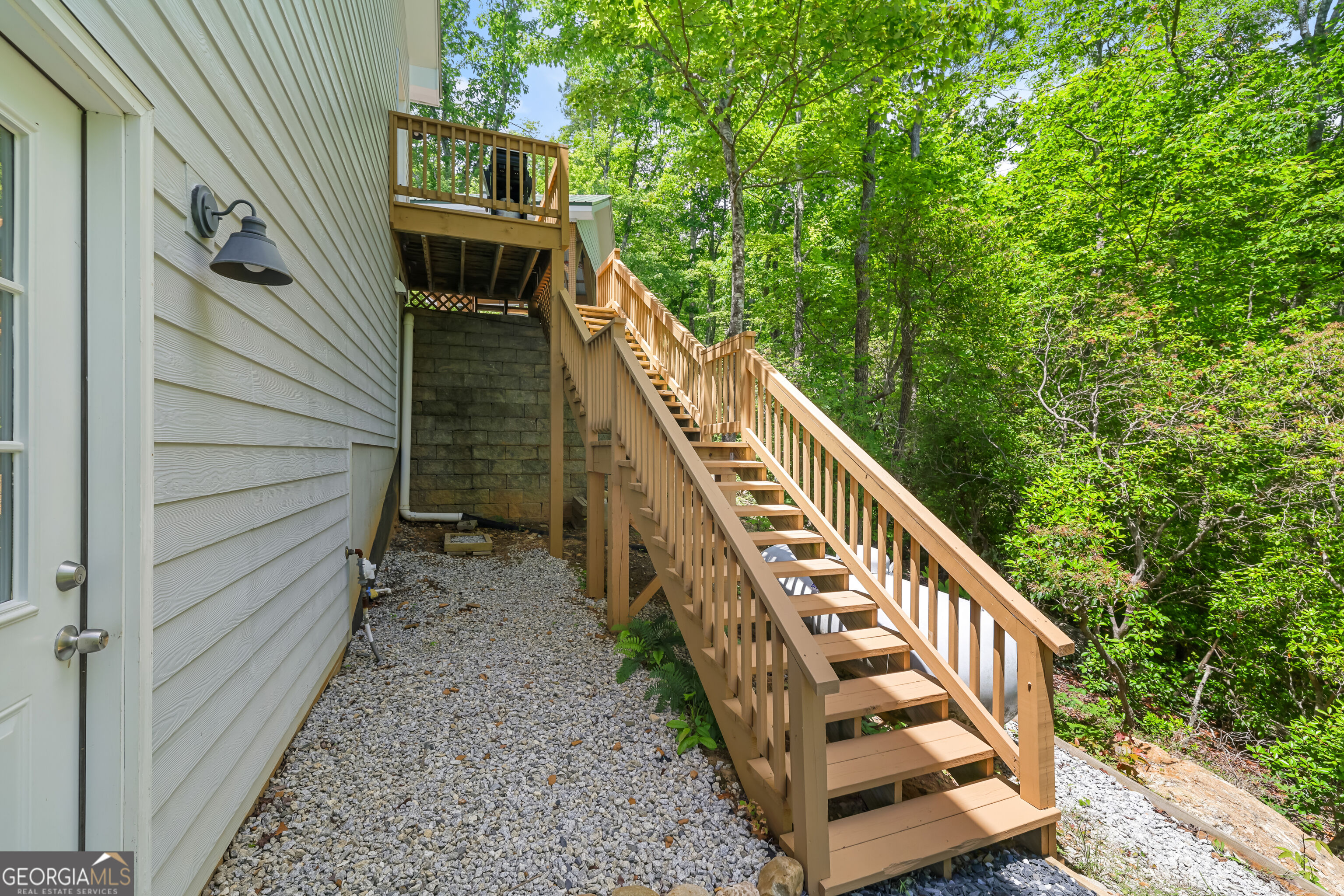 557 Walnut Grove Lane Tiger GA 30576