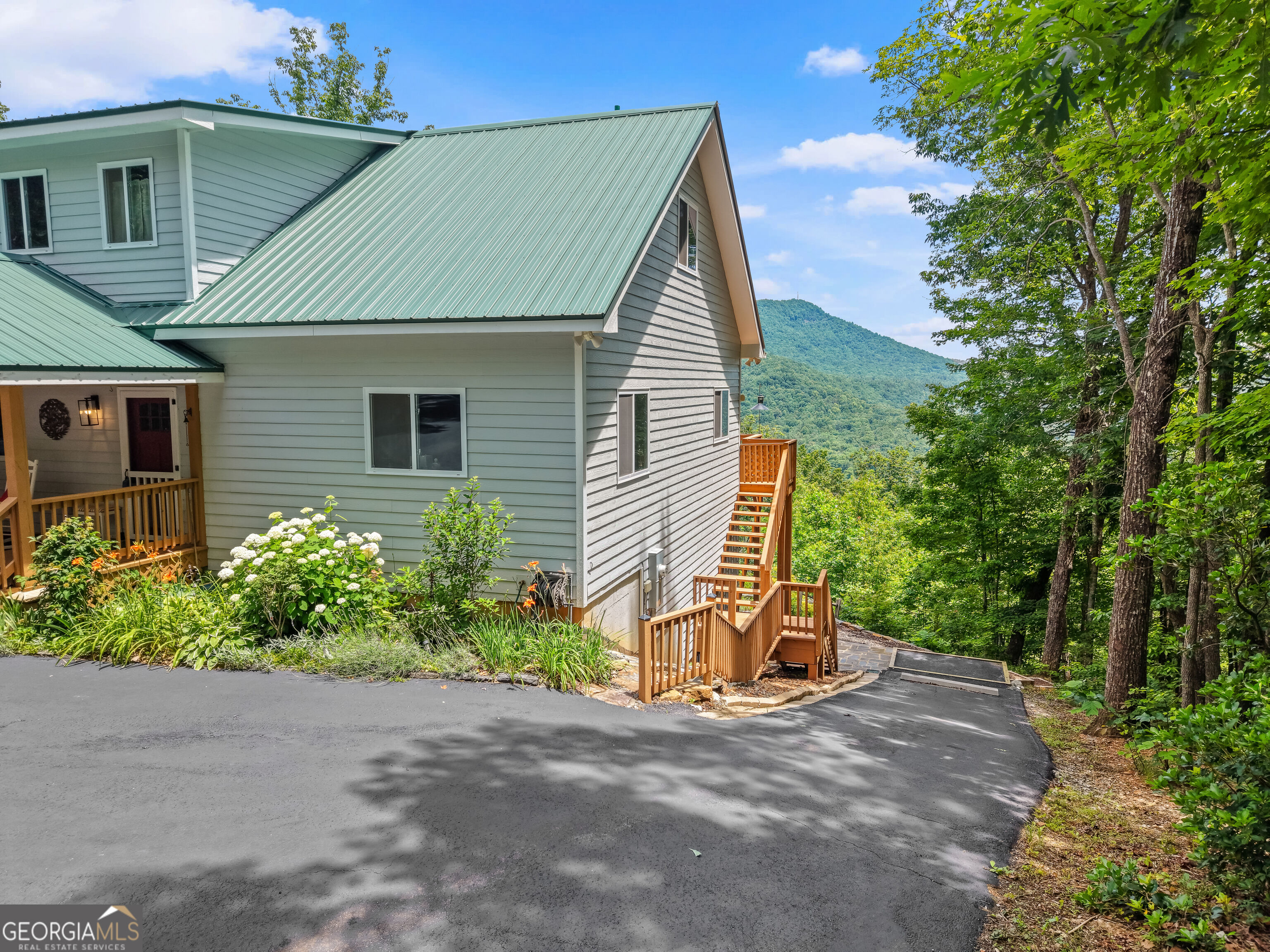 557 Walnut Grove Lane Tiger GA 30576
