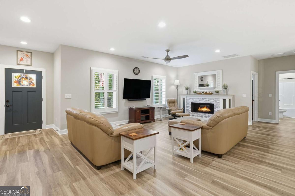 221 Windsor Way Jasper GA 30143