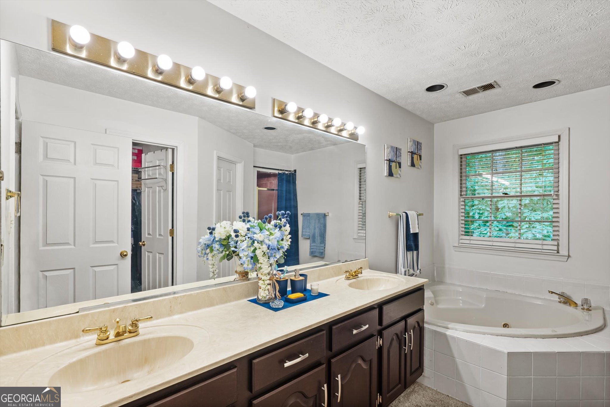 165 Hayes Circle Rex GA 30273