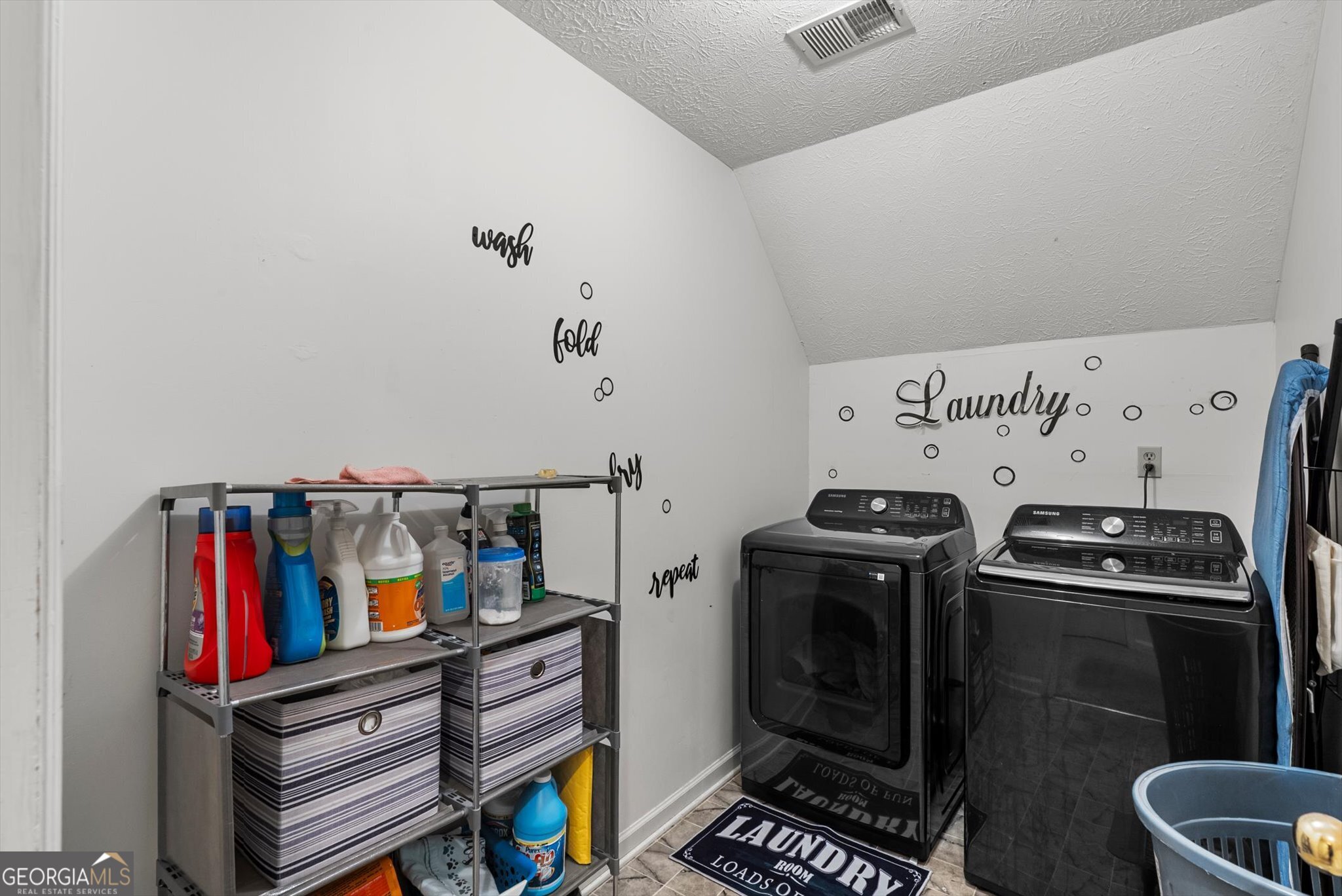 165 Hayes Circle Rex GA 30273