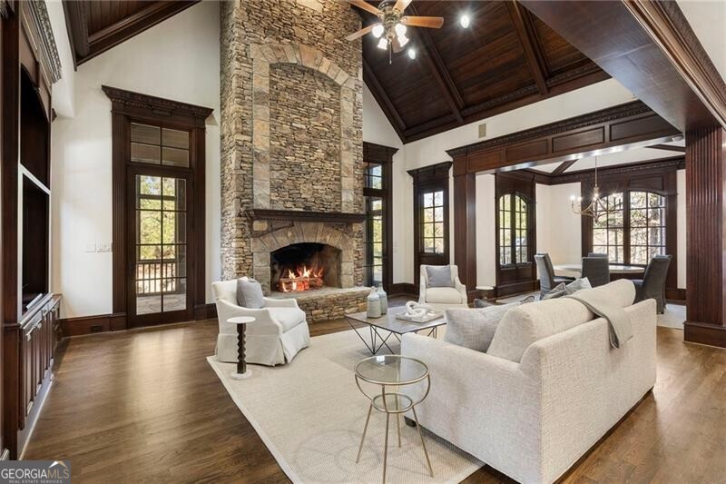 989 Middle Fork Trail Suwanee GA 30024
