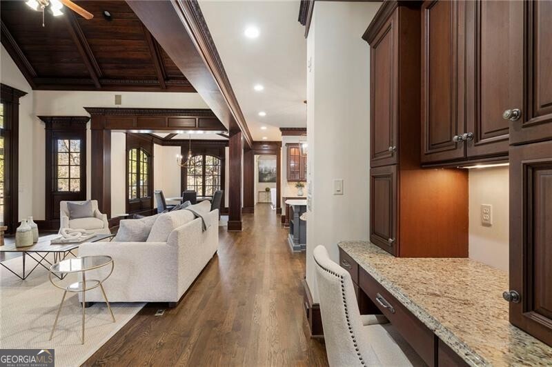 989 Middle Fork Trail Suwanee GA 30024