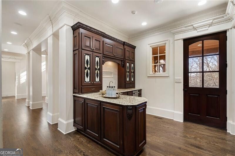 989 Middle Fork Trail Suwanee GA 30024