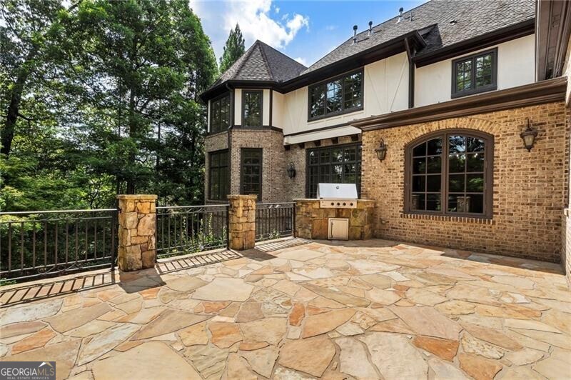 989 Middle Fork Trail Suwanee GA 30024