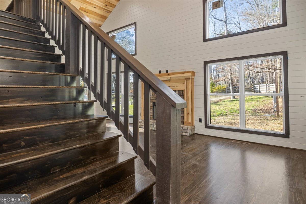 579 Twin Mountain Lake Circle Talking Rock GA 30175