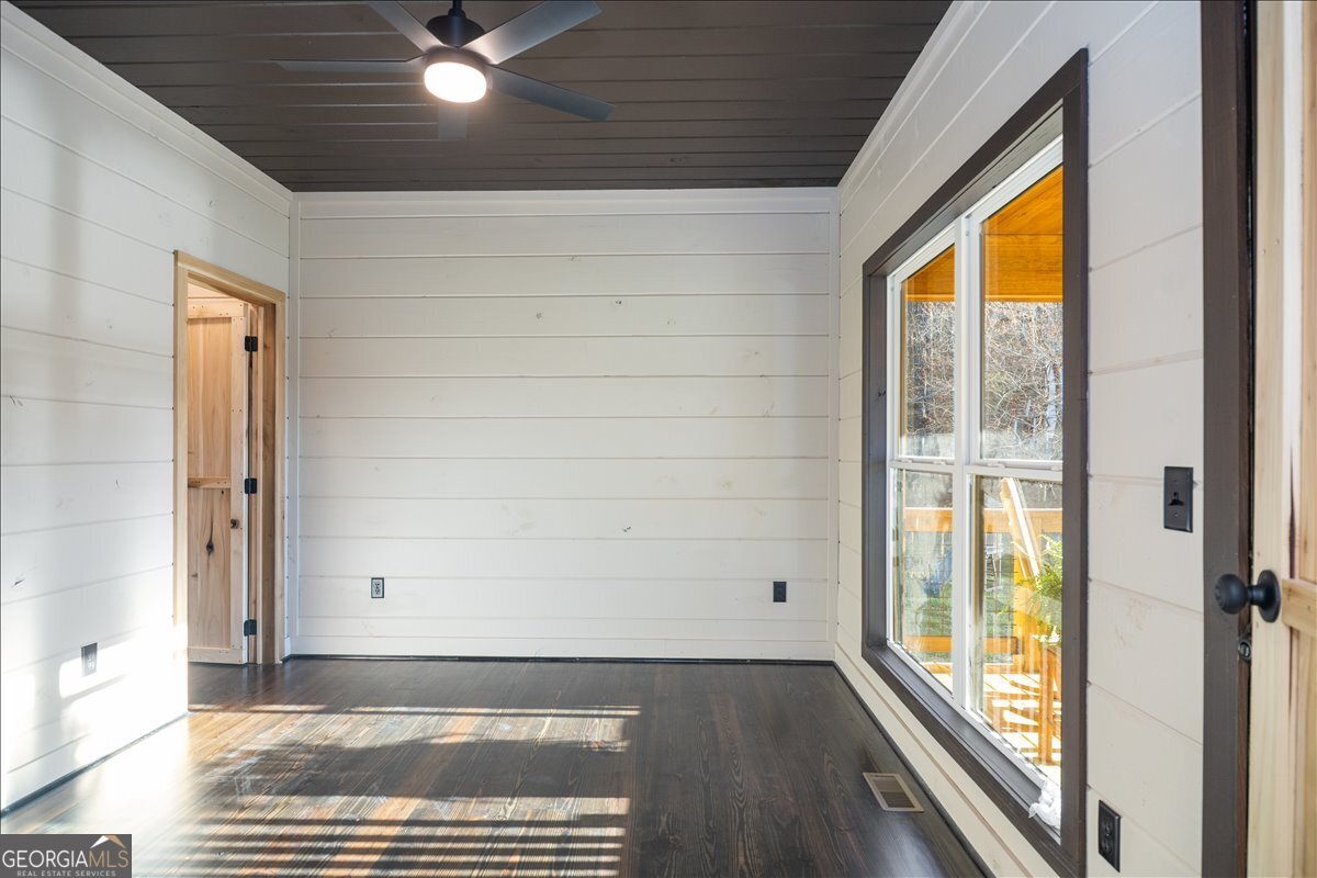 579 Twin Mountain Lake Circle Talking Rock GA 30175