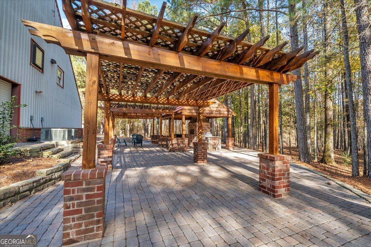 2079 Highway 85 Senoia GA 30276