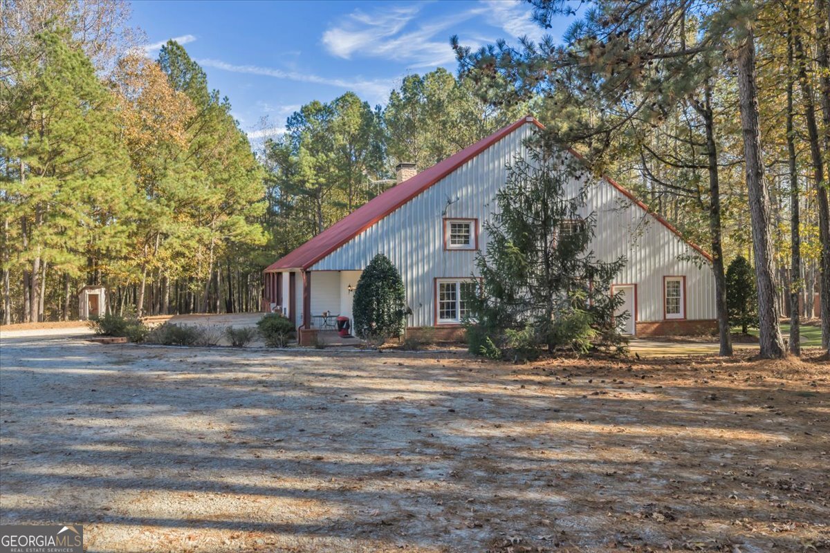 2079 Highway 85 Senoia GA 30276