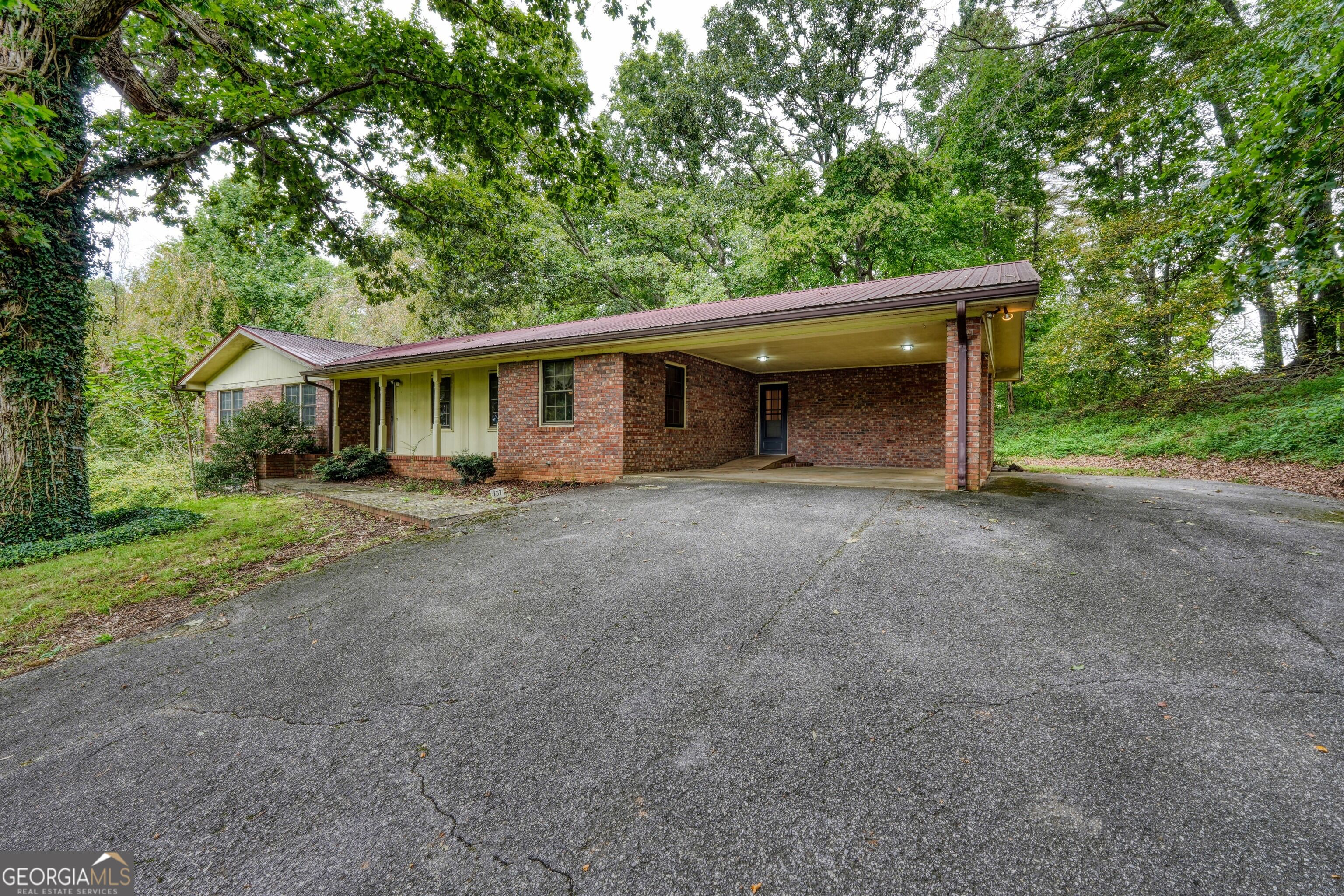 727 Bell Creek Road Hiawassee GA 30546