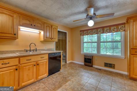 727 Bell Creek Road Hiawassee GA 30546
