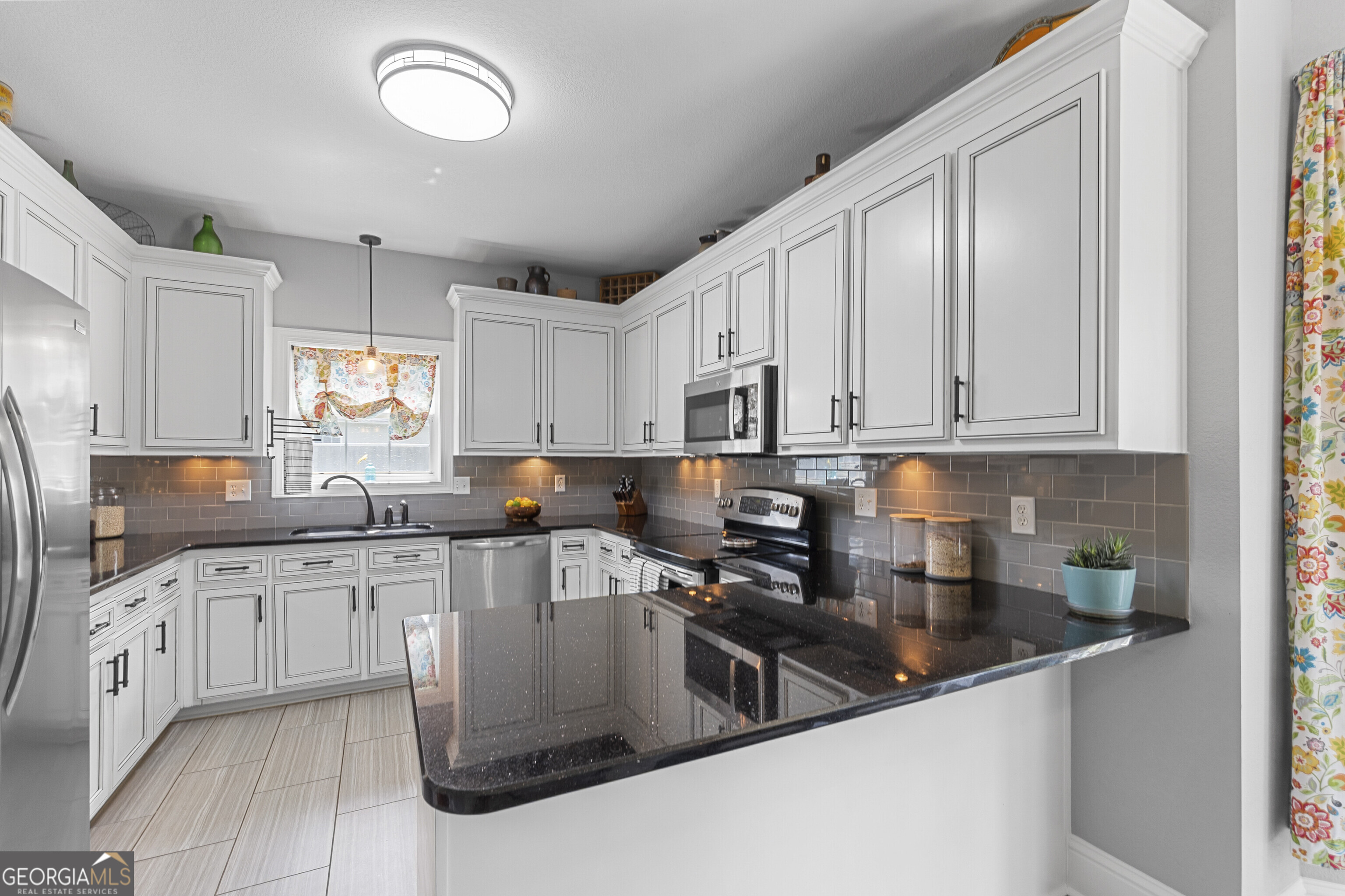 102 White Columns Drive Kathleen GA 31047