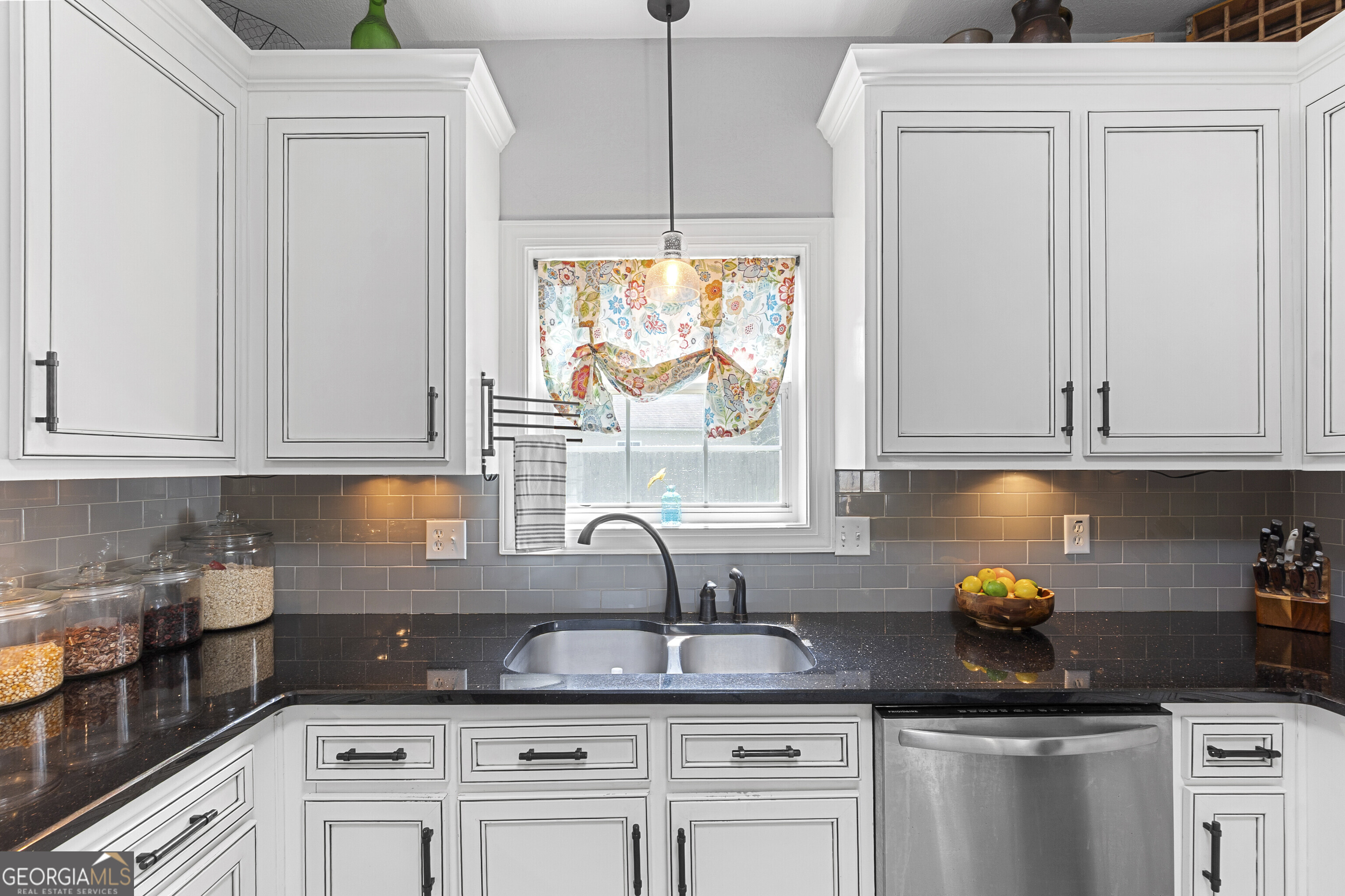 102 White Columns Drive Kathleen GA 31047