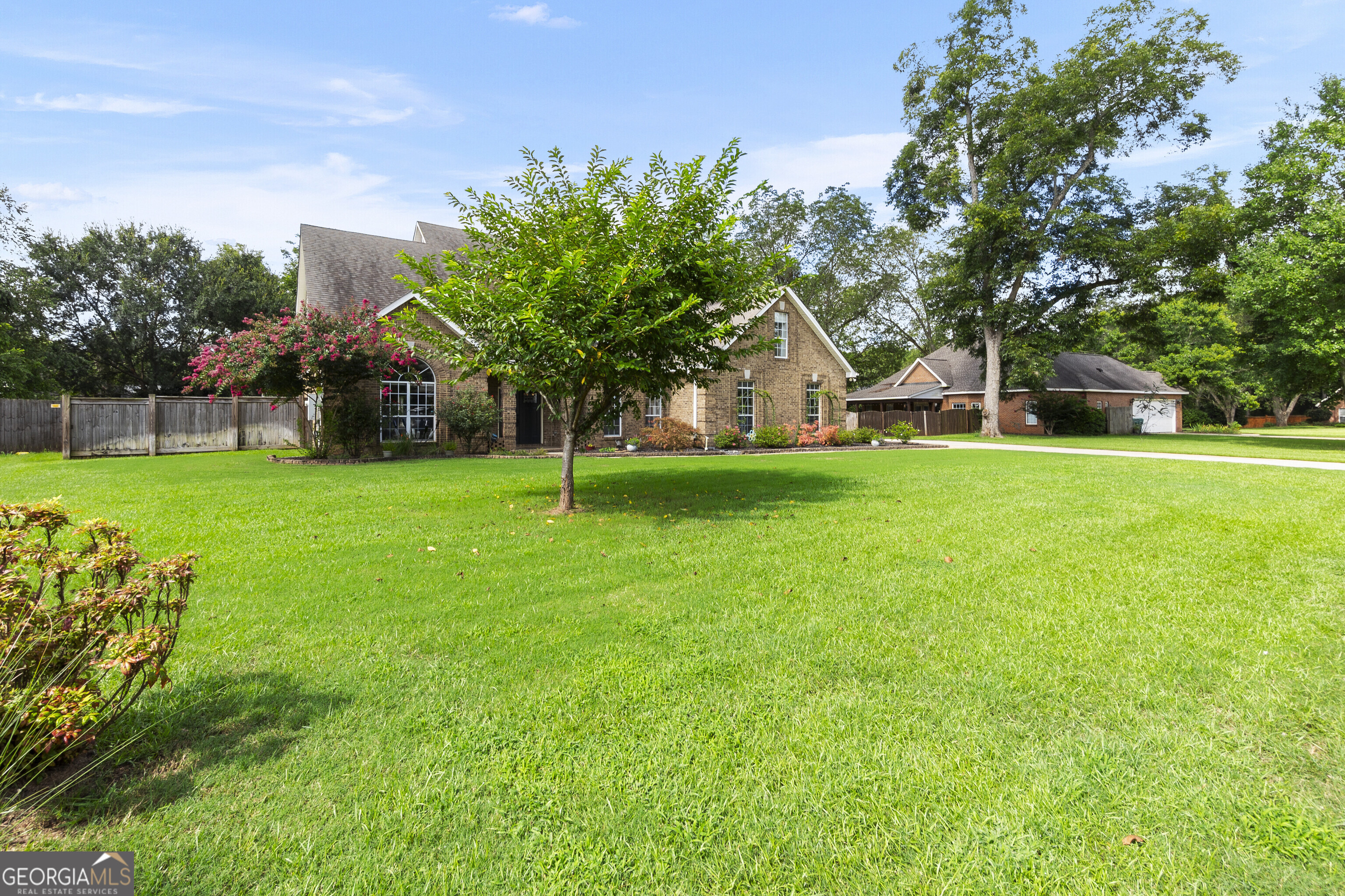 102 White Columns Drive Kathleen GA 31047