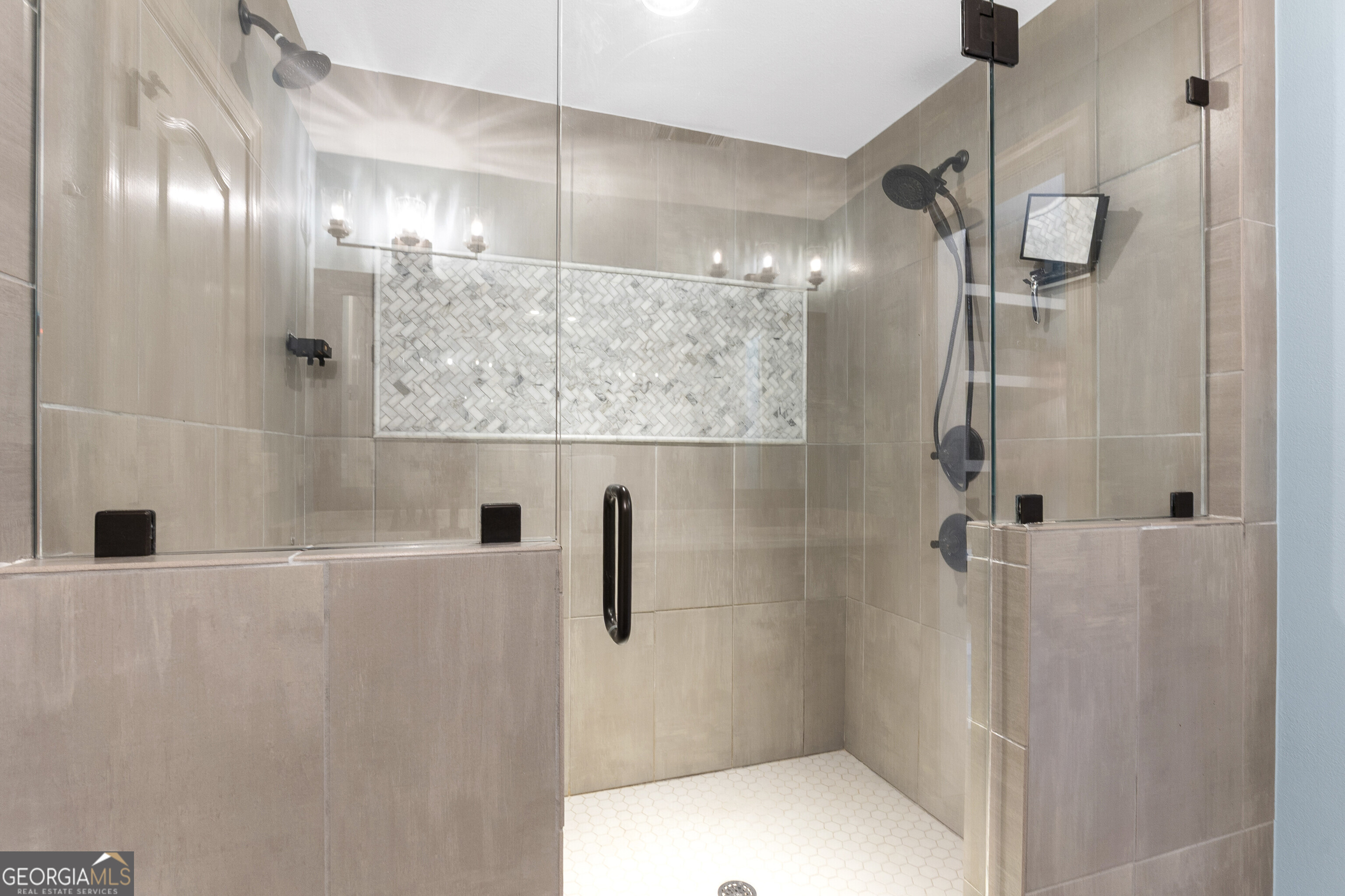 102 White Columns Drive Kathleen GA 31047