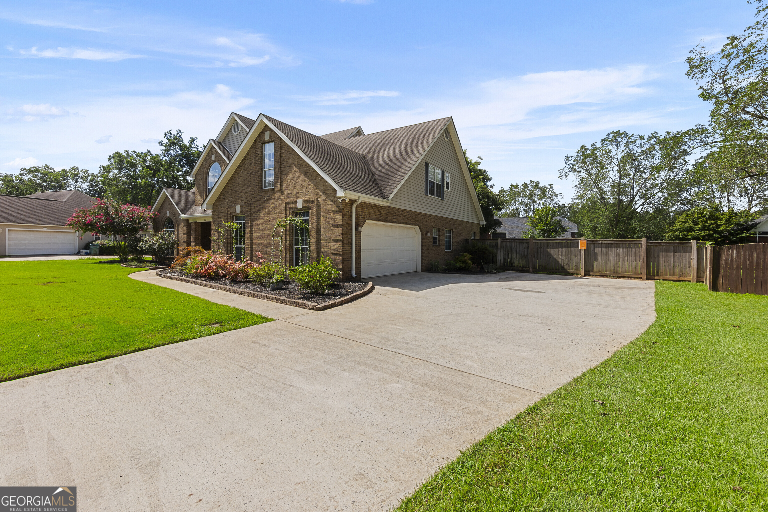 102 White Columns Drive Kathleen GA 31047