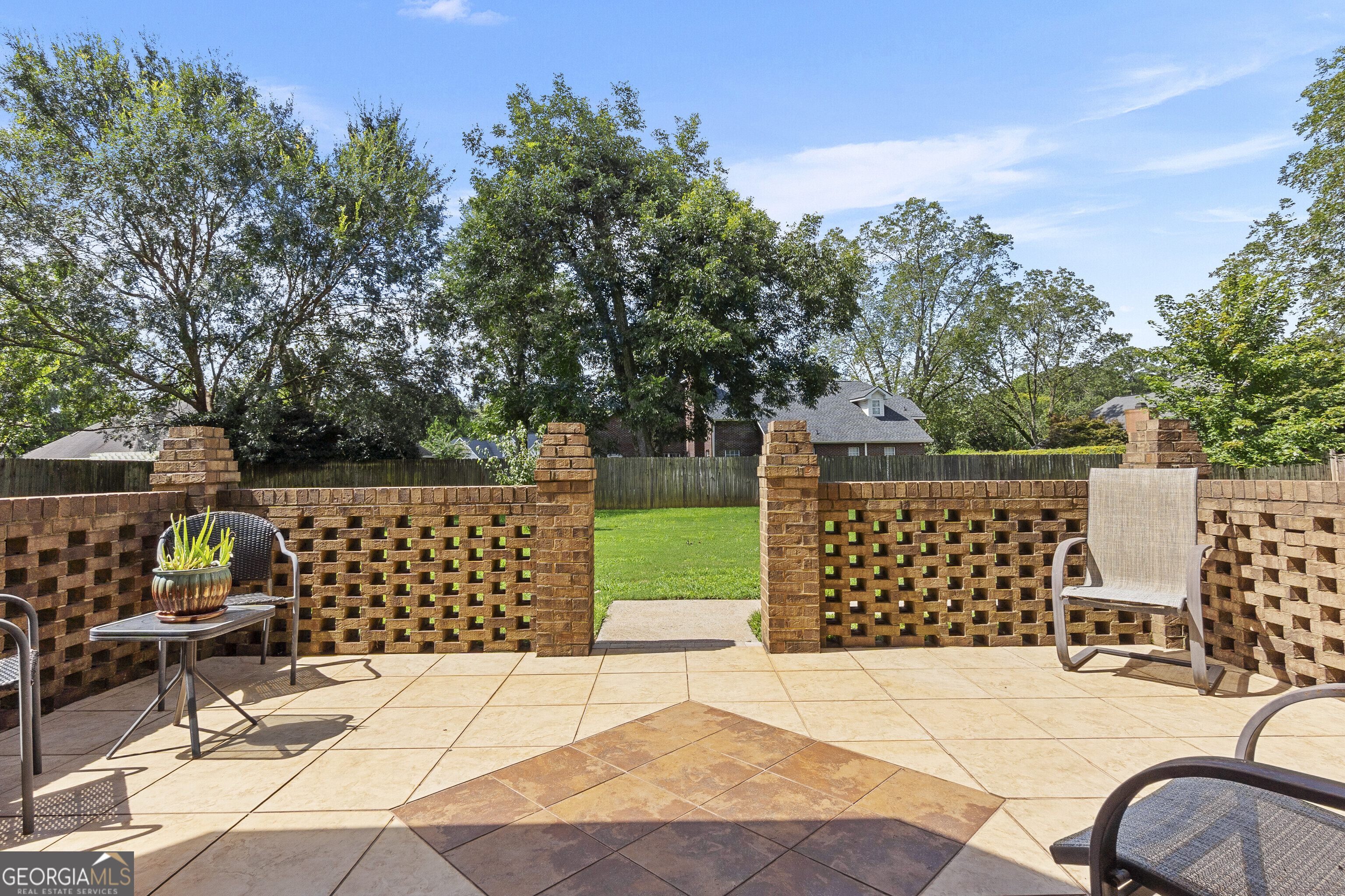 102 White Columns Drive Kathleen GA 31047