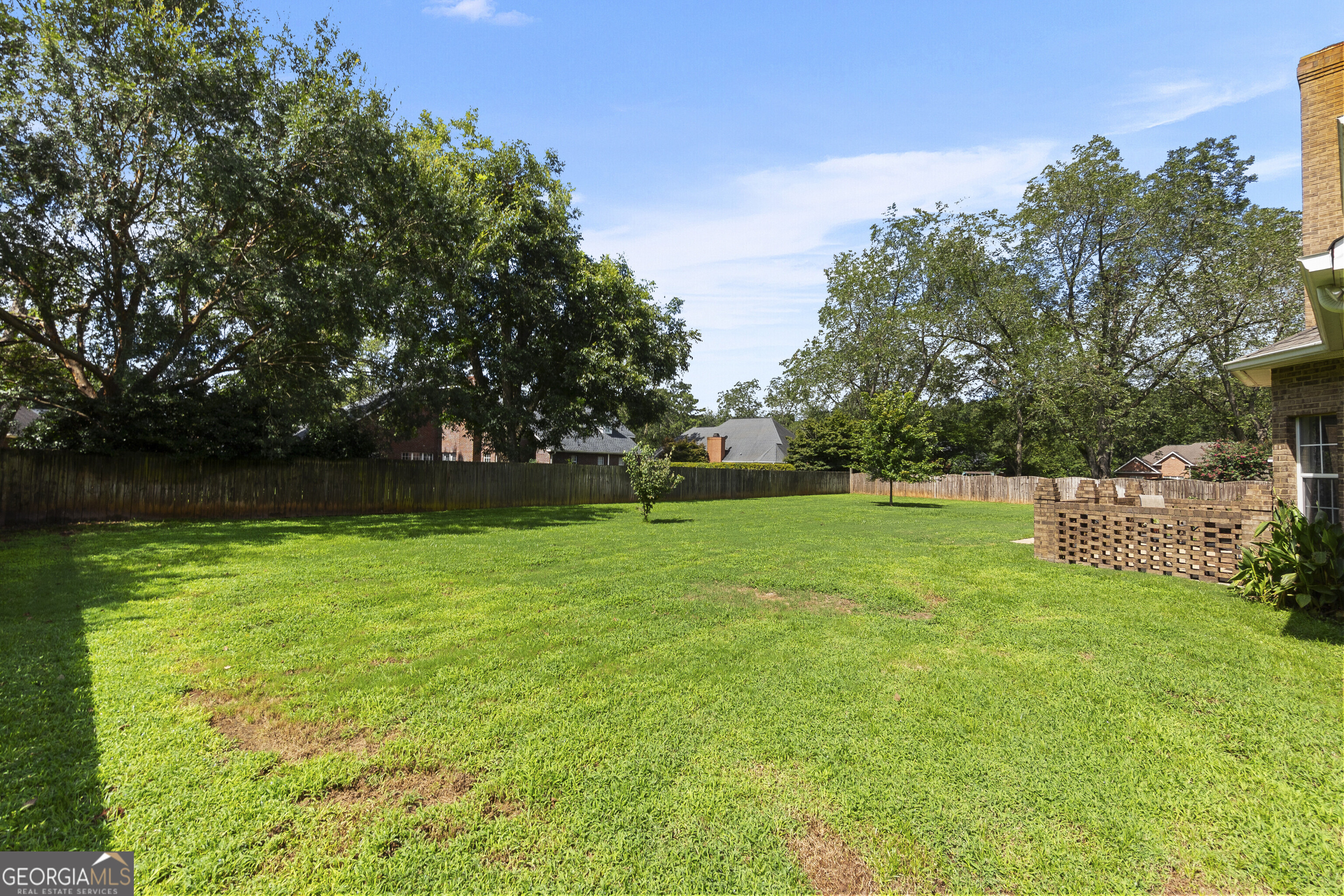 102 White Columns Drive Kathleen GA 31047