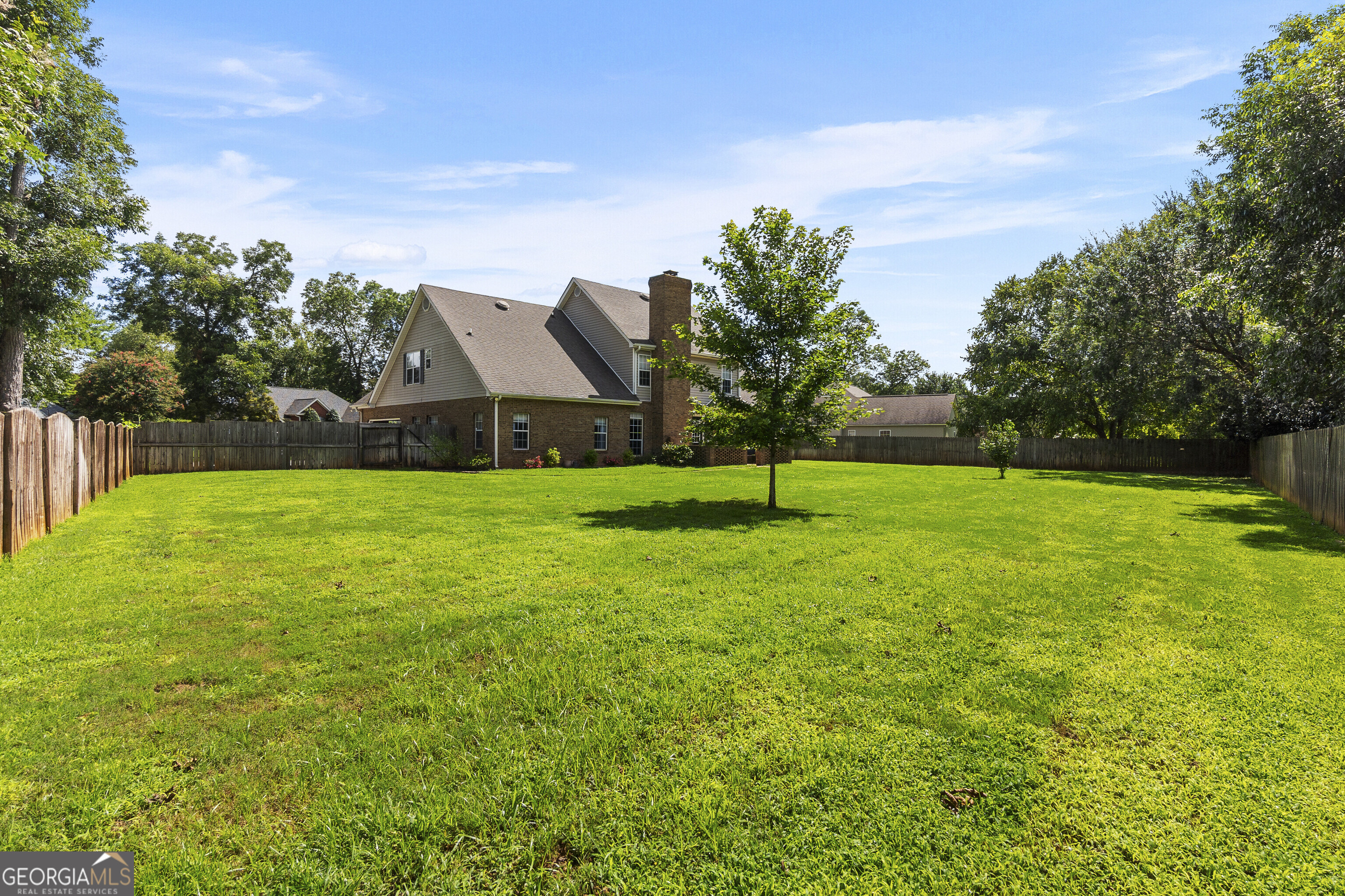 102 White Columns Drive Kathleen GA 31047