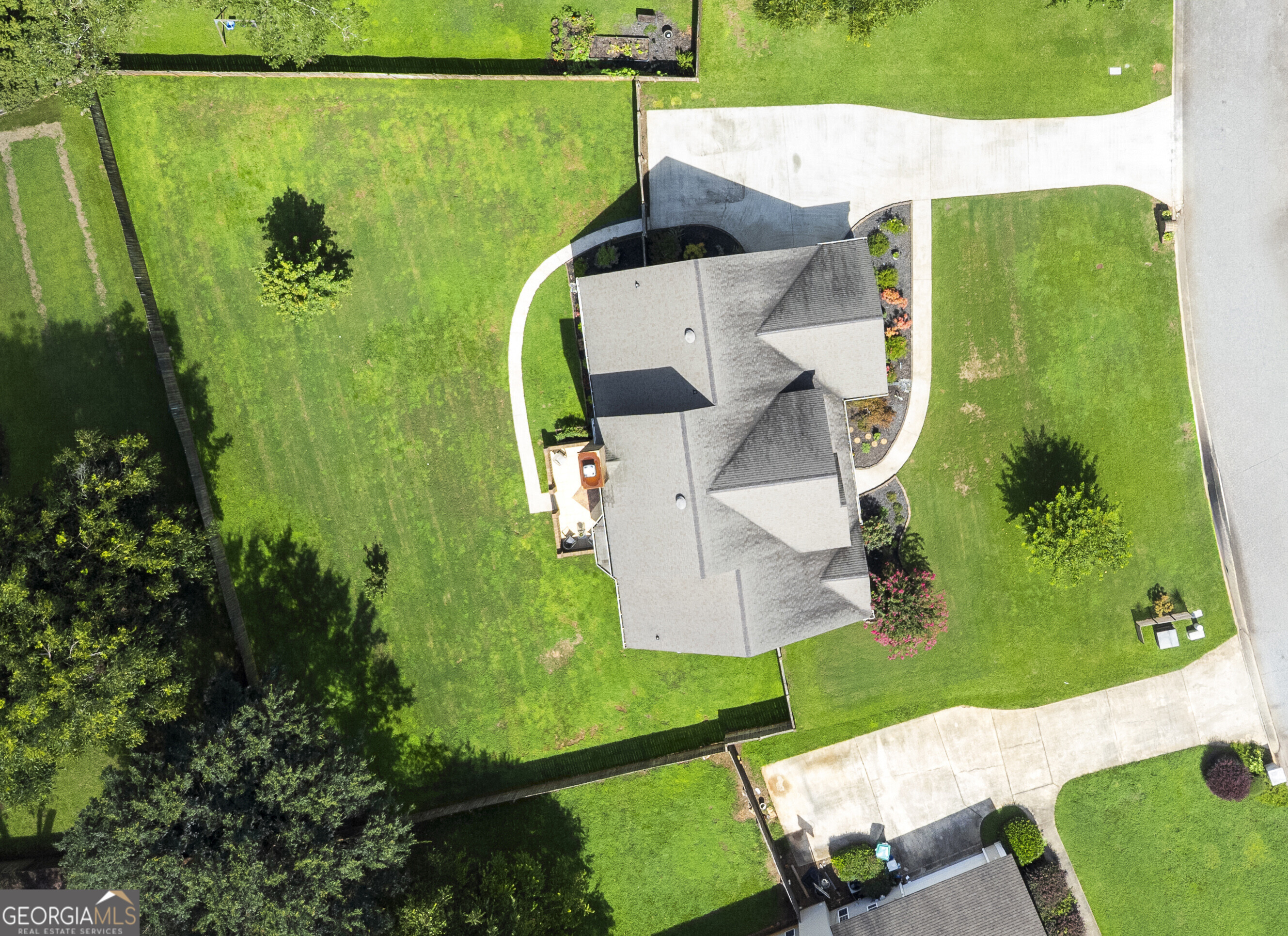 102 White Columns Drive Kathleen GA 31047