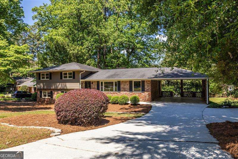 1684 Cartwright Court Decatur GA 30033
