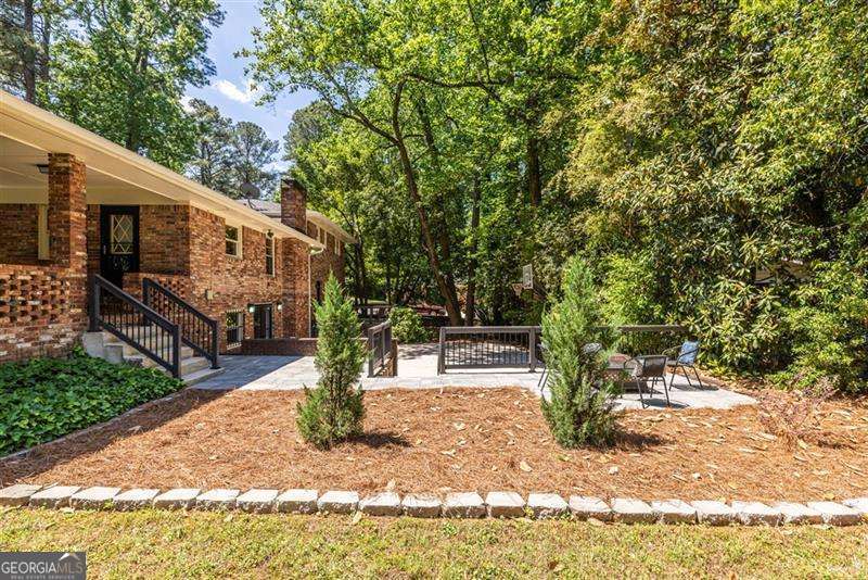 1684 Cartwright Court Decatur GA 30033