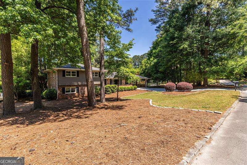 1684 Cartwright Court Decatur GA 30033