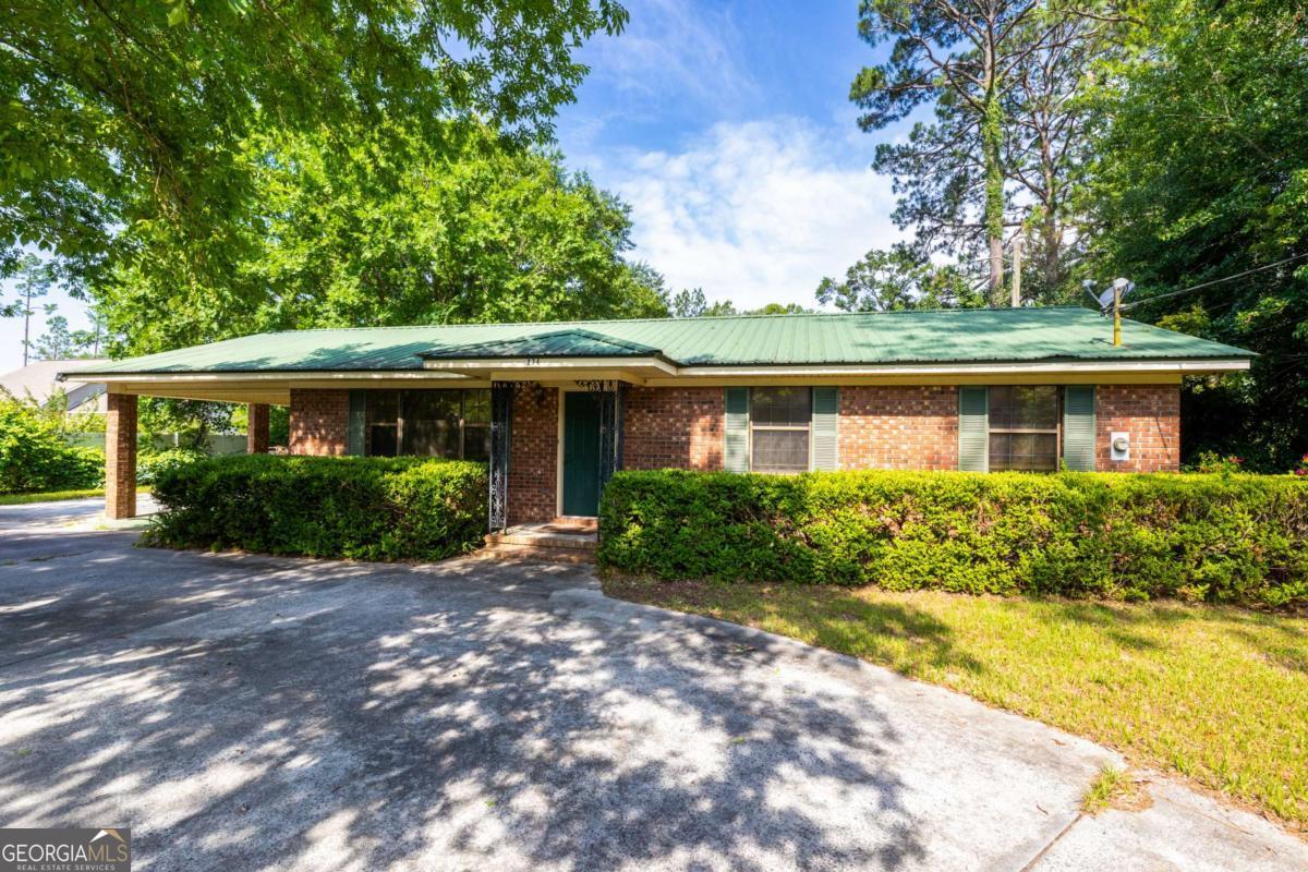 274 S Anita Street Waycross GA 31503