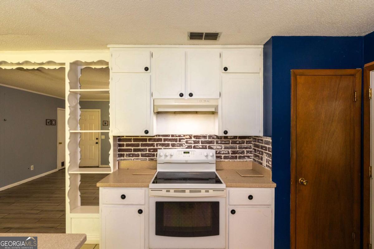 274 S Anita Street Waycross GA 31503