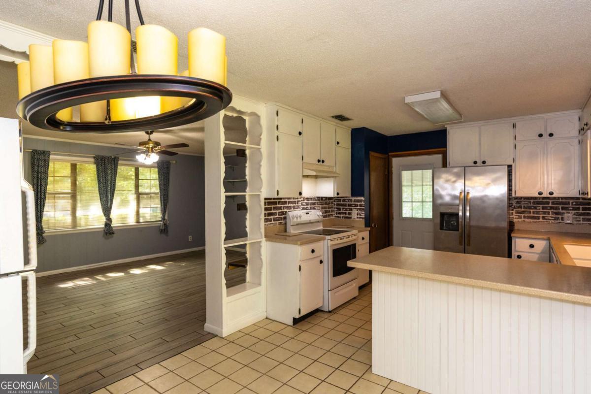 274 S Anita Street Waycross GA 31503