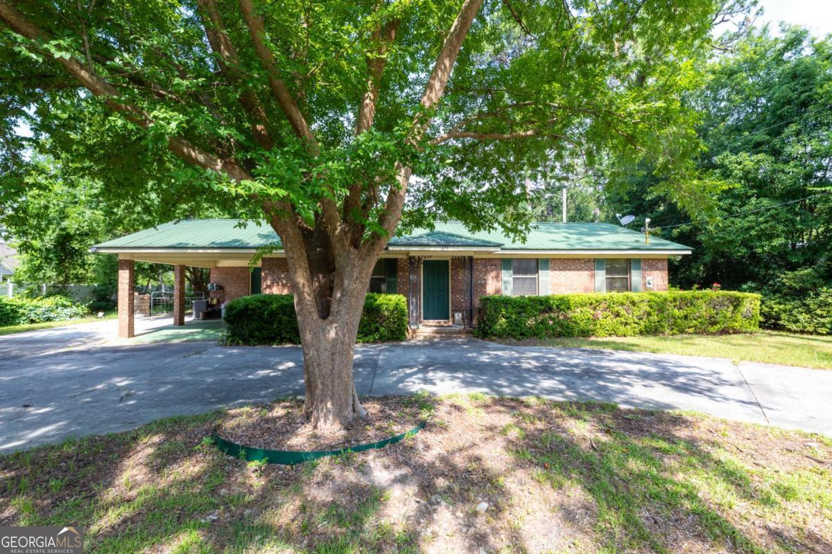 274 S Anita Street Waycross GA 31503
